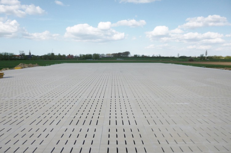 Caillebotis fente longitudinales